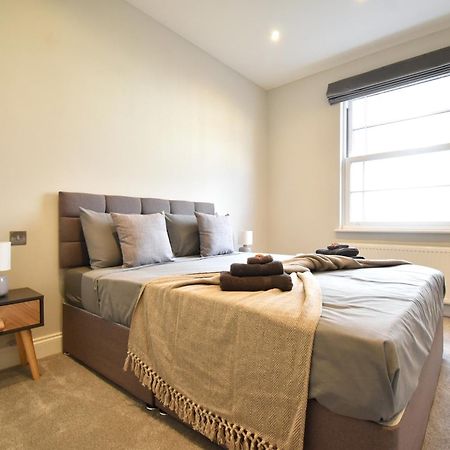 Stunning 2 Bed Apartment London Luaran gambar