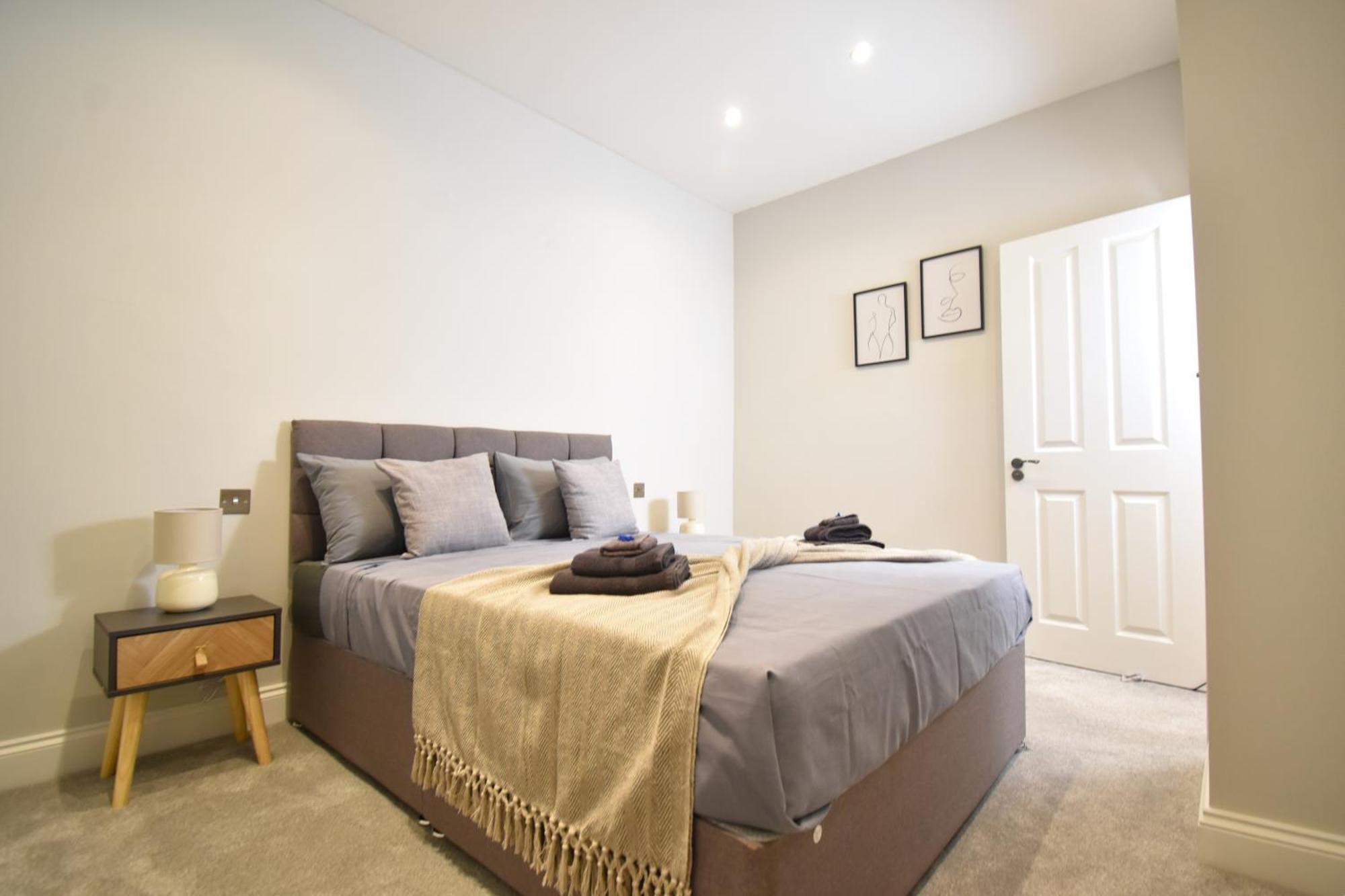 Stunning 2 Bed Apartment London Luaran gambar