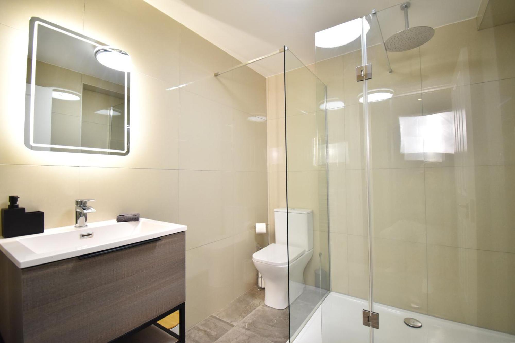 Stunning 2 Bed Apartment London Luaran gambar