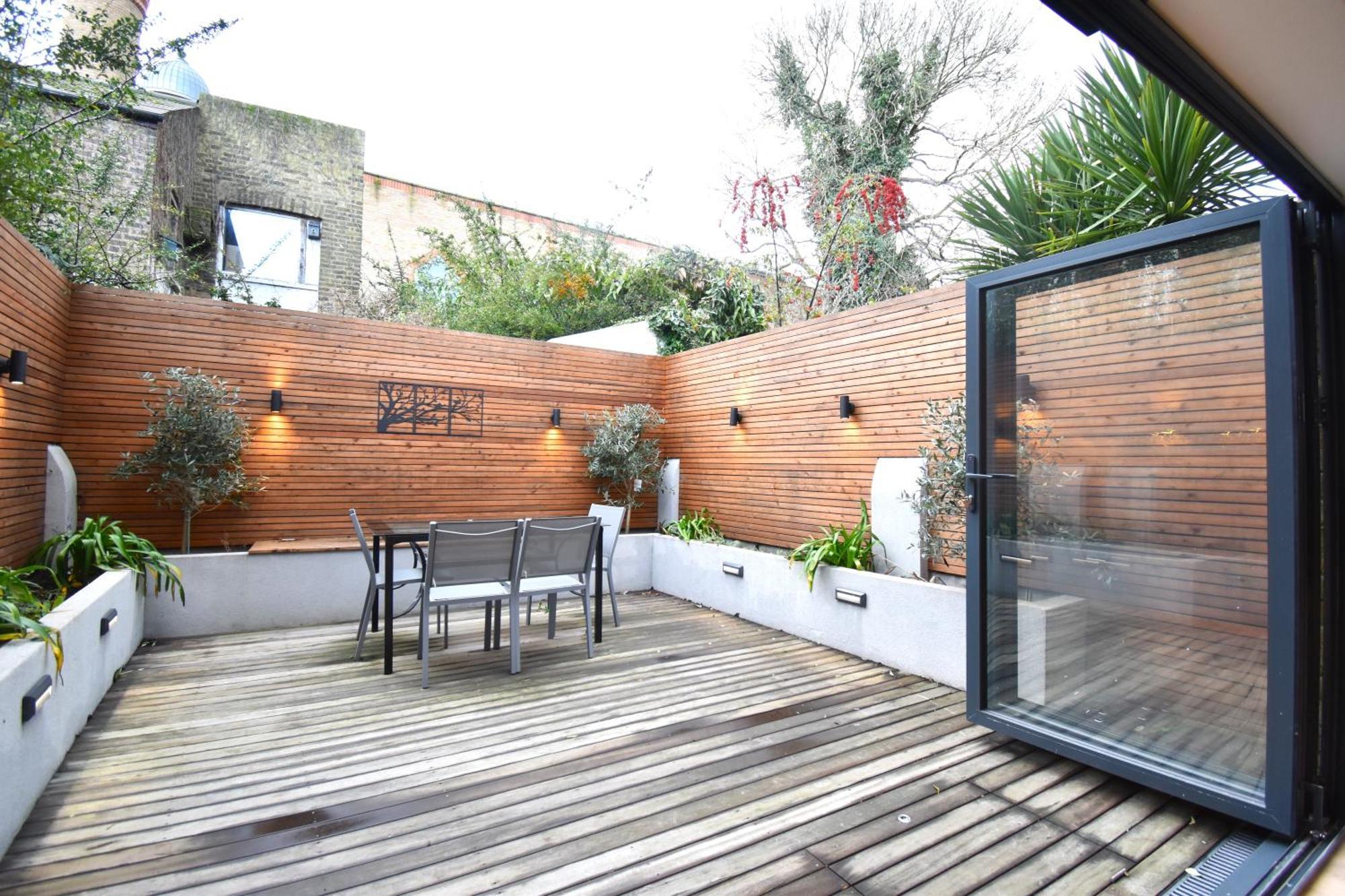 Stunning 2 Bed Apartment London Luaran gambar